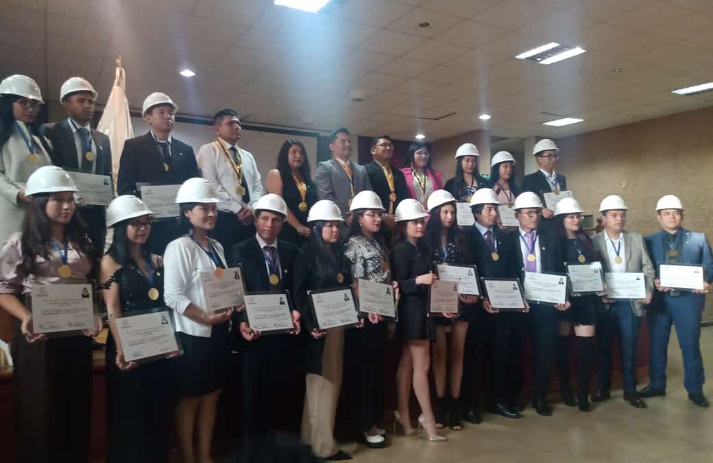 Ceremonia de Colegiación